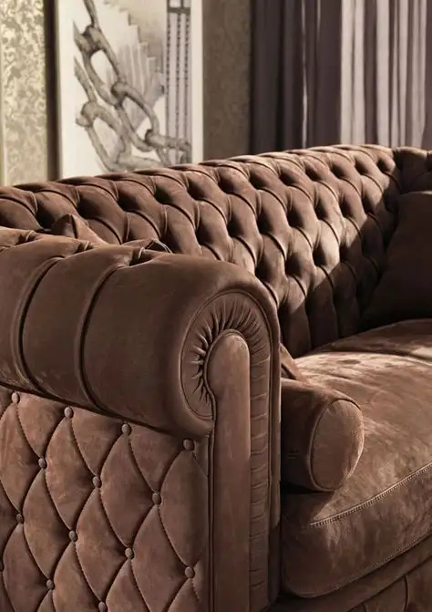 مدل مبل کپیتونه یا دکمه دوزی مبل کلاسیک